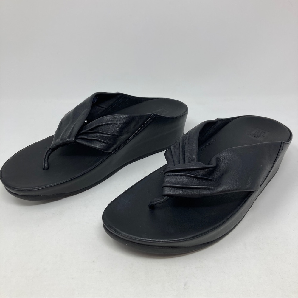 FitFlop Womens size 8 Twist Sandals NWT